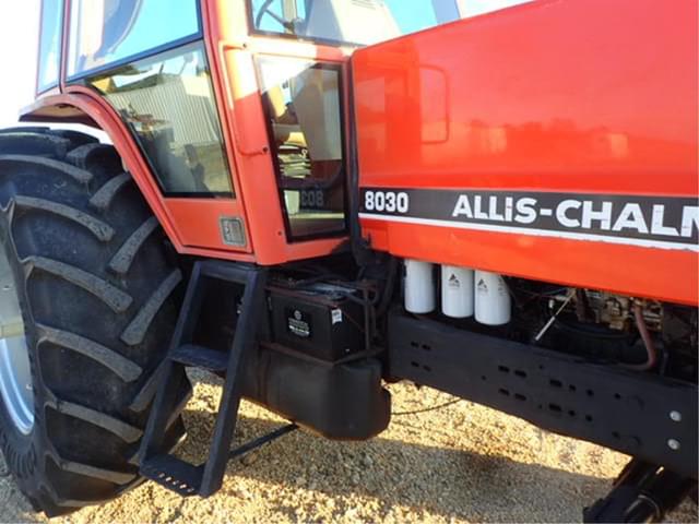 Image of Allis Chalmers 8030 equipment image 4