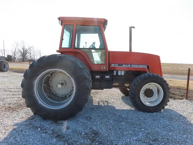 Image of Allis Chalmers 8070 equipment image 3