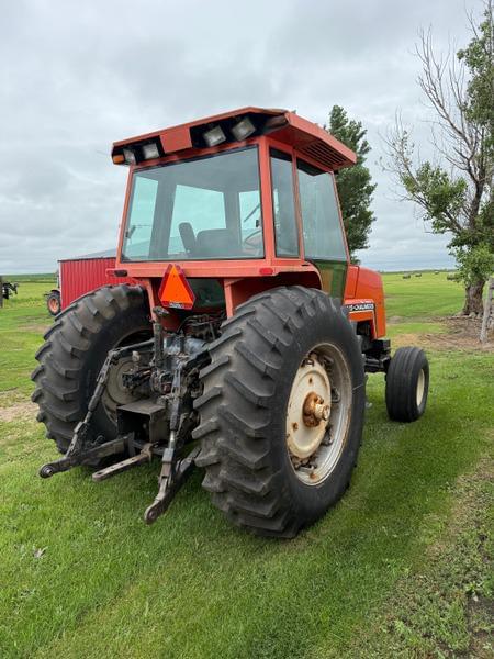 Image of Allis Chalmers 8070 equipment image 3