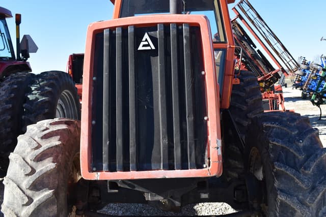 Image of Allis Chalmers 8070 equipment image 4