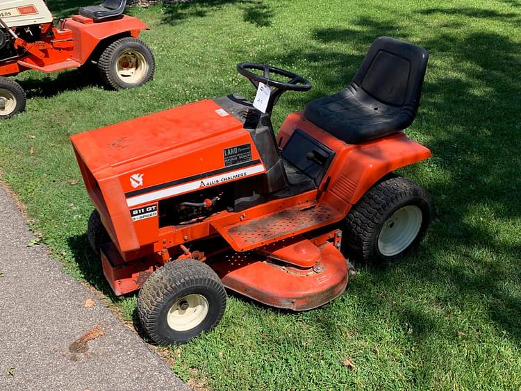 Allis Chalmers 811 GT Equipment Image0