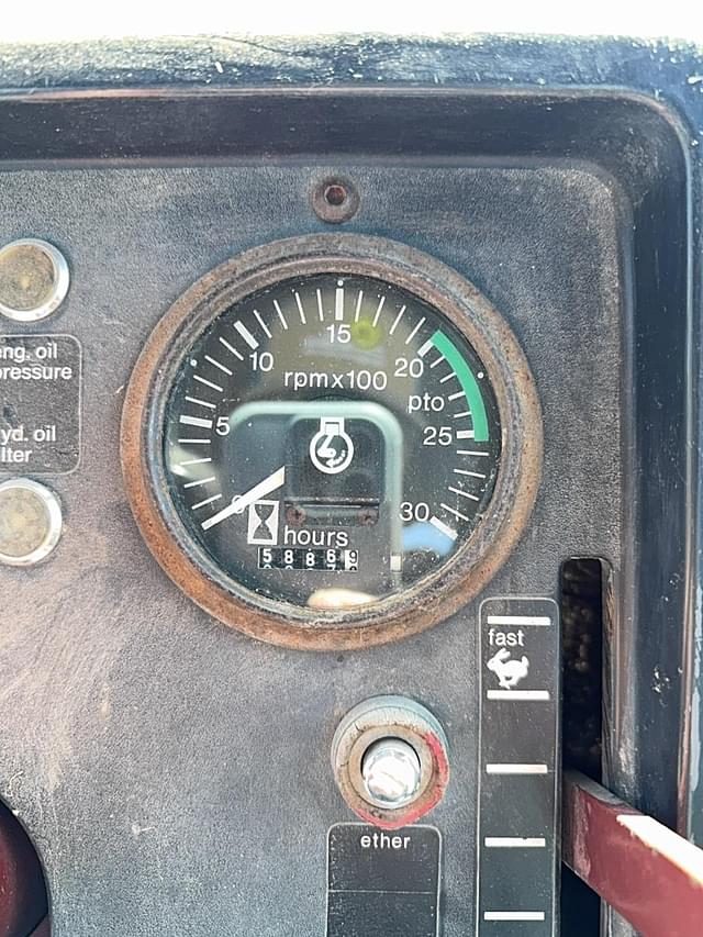 Image of Allis Chalmers 7030 equipment image 1
