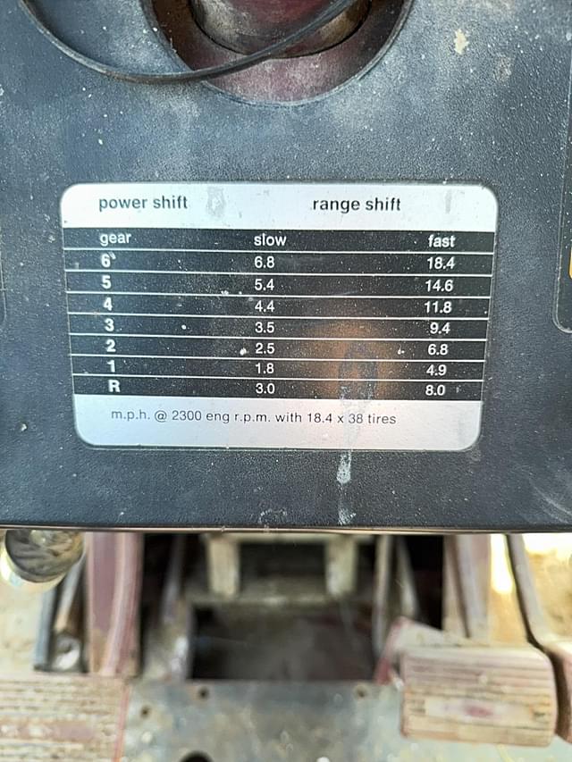 Image of Allis Chalmers 7040 equipment image 2