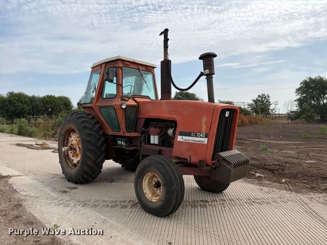 Image of Allis Chalmers 7040 equipment image 2