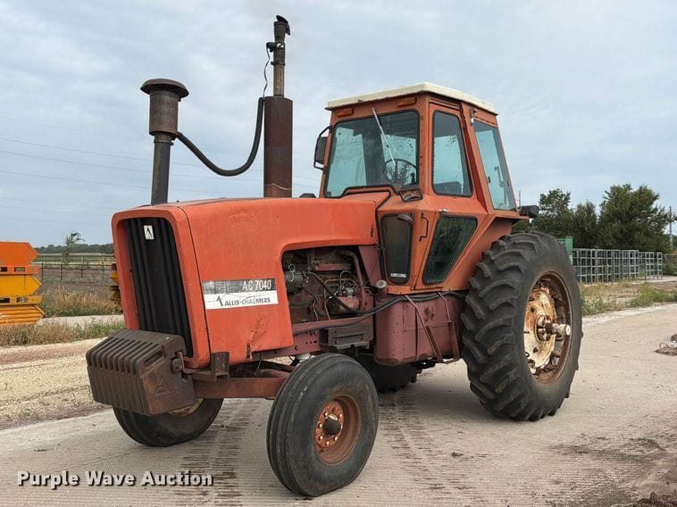 Allis Chalmers 7040 Equipment Image0