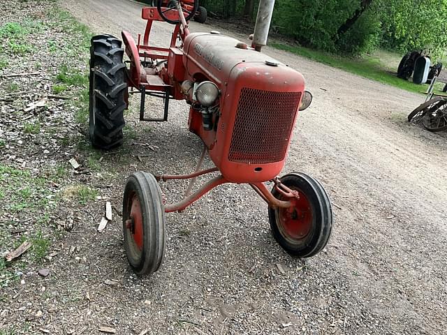 Image of Allis Chalmers B equipment image 2