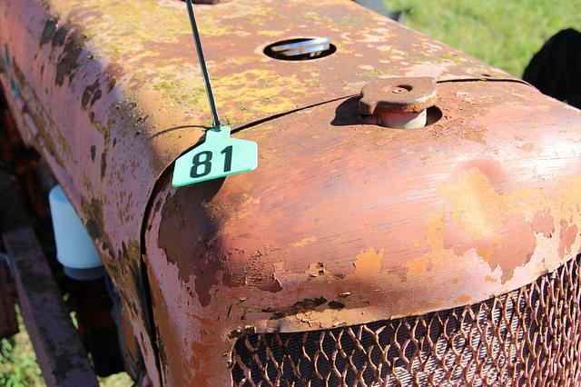 Image of Allis Chalmers B equipment image 1