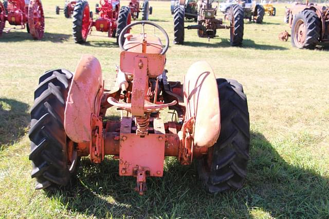 Image of Allis Chalmers B equipment image 4