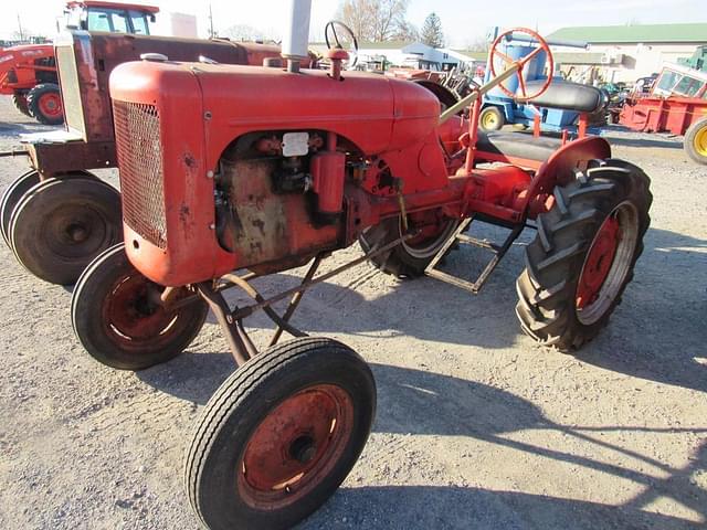 Image of Allis Chalmers B equipment image 3