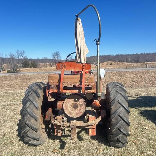 Image of Allis Chalmers B equipment image 2