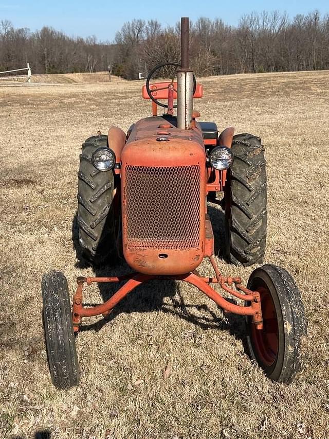 Image of Allis Chalmers B equipment image 1