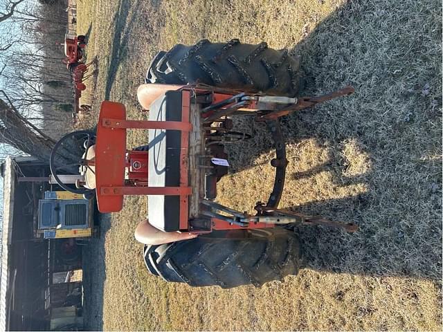 Image of Allis Chalmers B equipment image 4