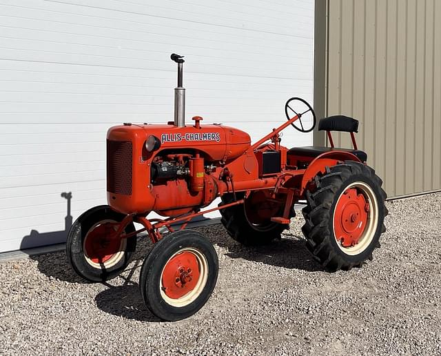 Image of Allis Chalmers B equipment image 1