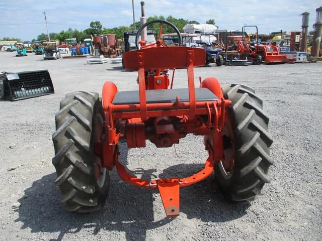 Image of Allis Chalmers B equipment image 4