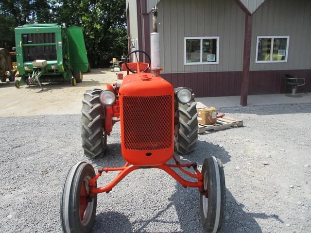 Image of Allis Chalmers B equipment image 1
