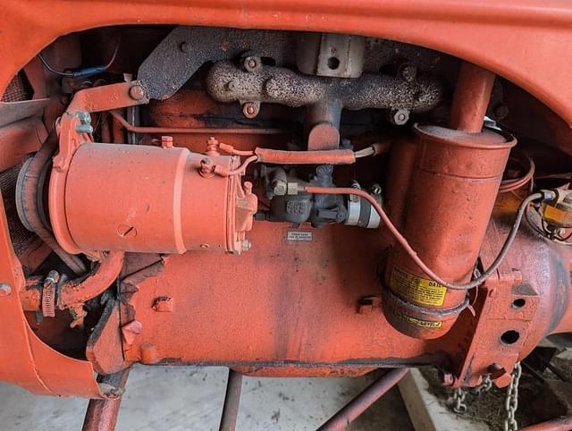 Image of Allis Chalmers B equipment image 1