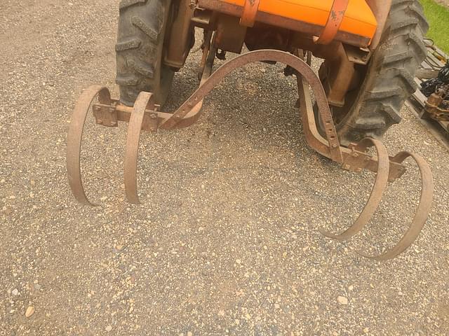 Image of Allis Chalmers B equipment image 3