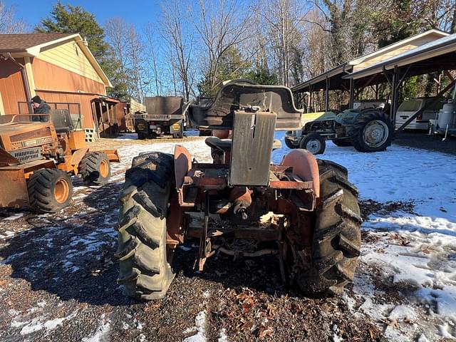 Image of Allis Chalmers B equipment image 4