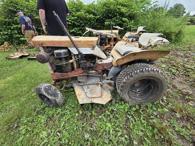 Image of Allis Chalmers B10 equipment image 3