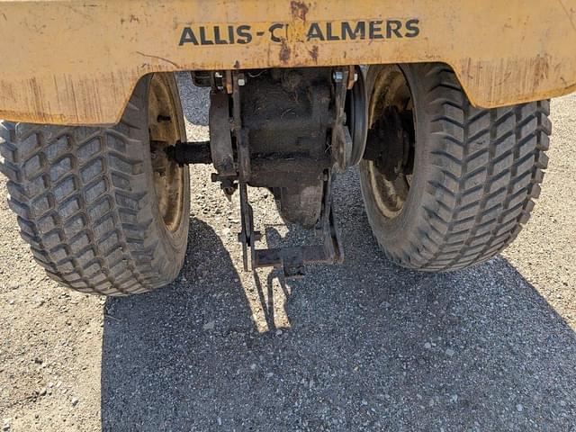 Image of Allis Chalmers B110 equipment image 3