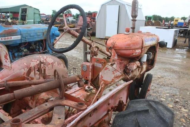 Image of Allis Chalmers C equipment image 3