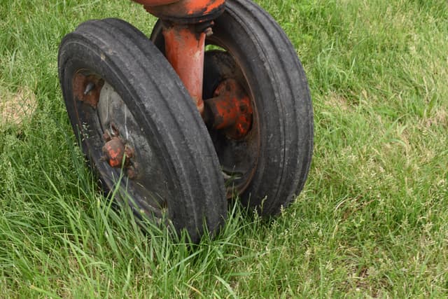 Image of Allis Chalmers C equipment image 3