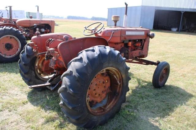 Image of Allis Chalmers D15 equipment image 3