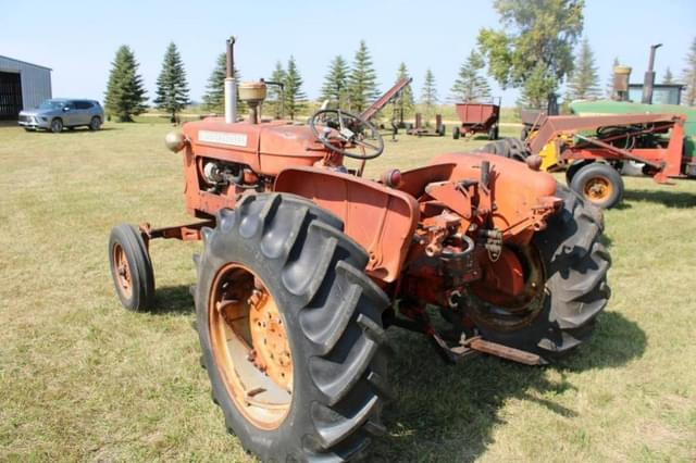 Image of Allis Chalmers D15 equipment image 2