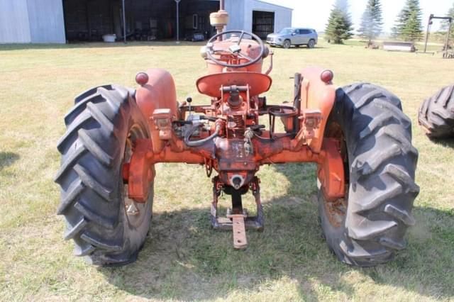 Image of Allis Chalmers D15 equipment image 4