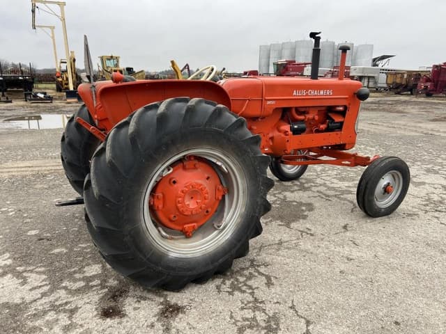 Image of Allis Chalmers D17 equipment image 3