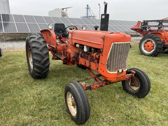 Image of Allis Chalmers D17 equipment image 1