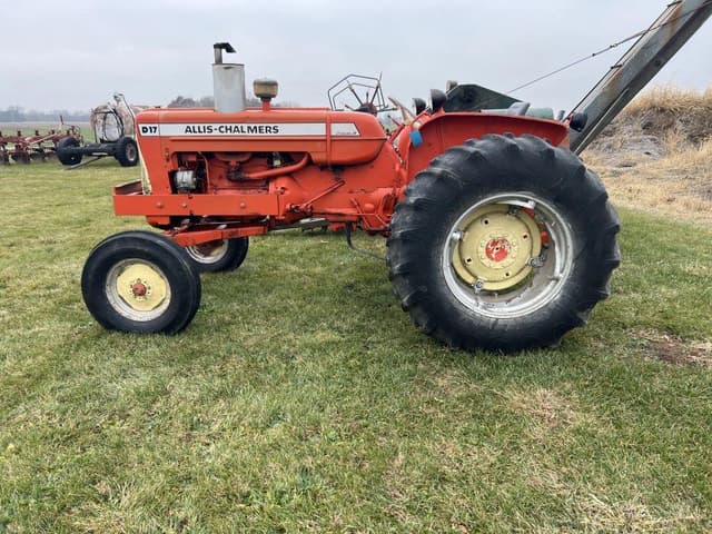 Image of Allis Chalmers D17 equipment image 3