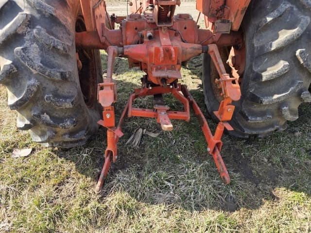 Image of Allis Chalmers D17 equipment image 4
