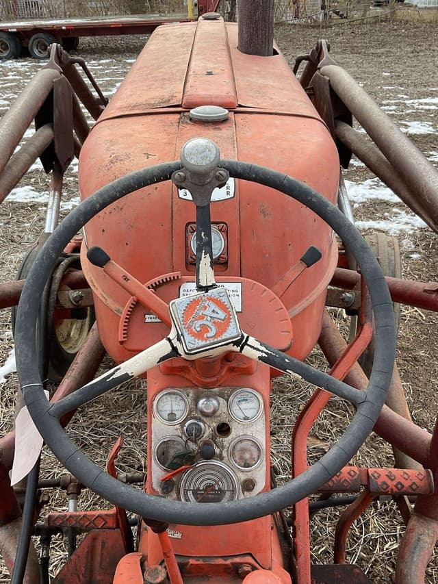 Image of Allis Chalmers D19 equipment image 4