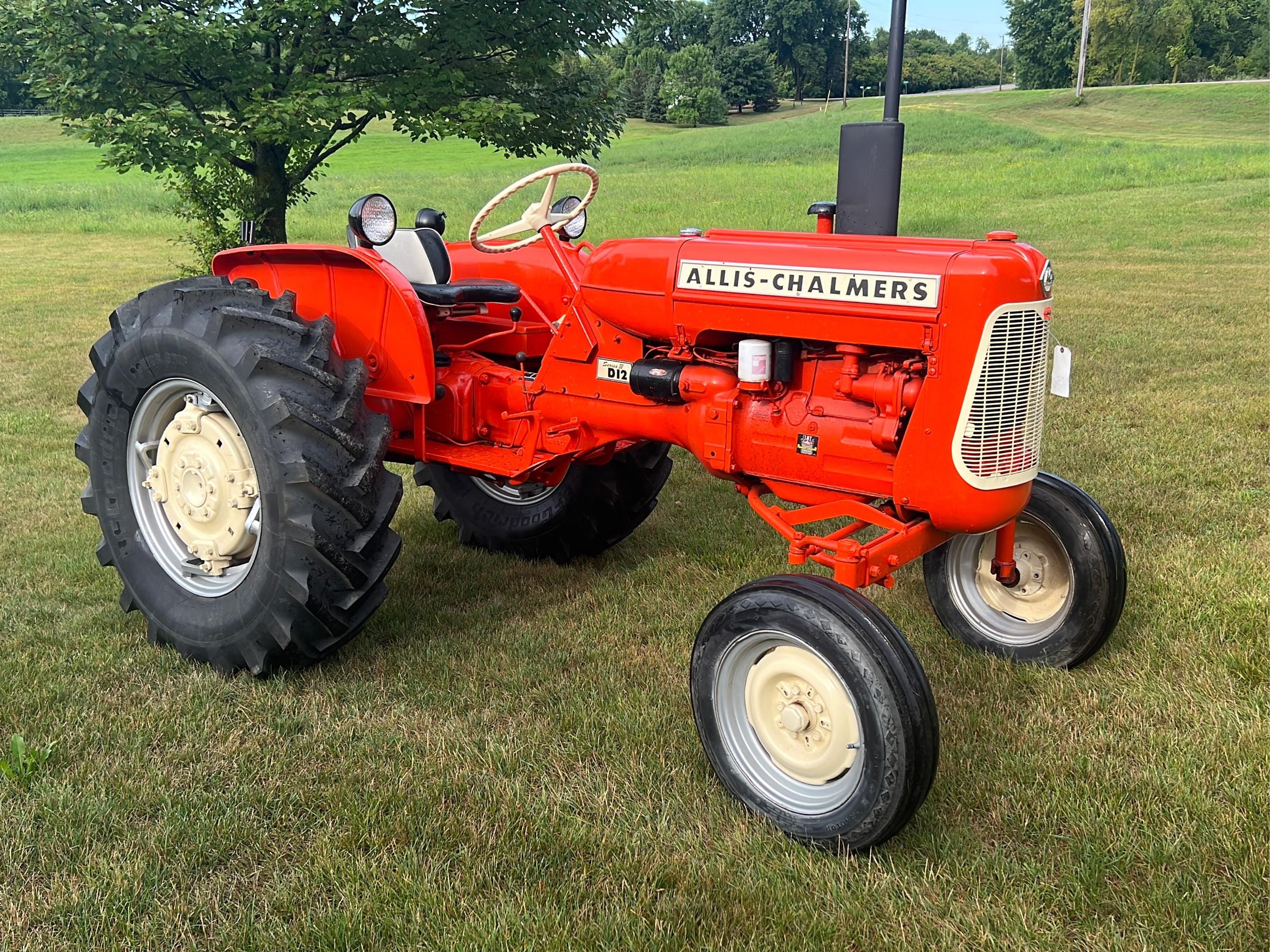 Main image Allis Chalmers D12