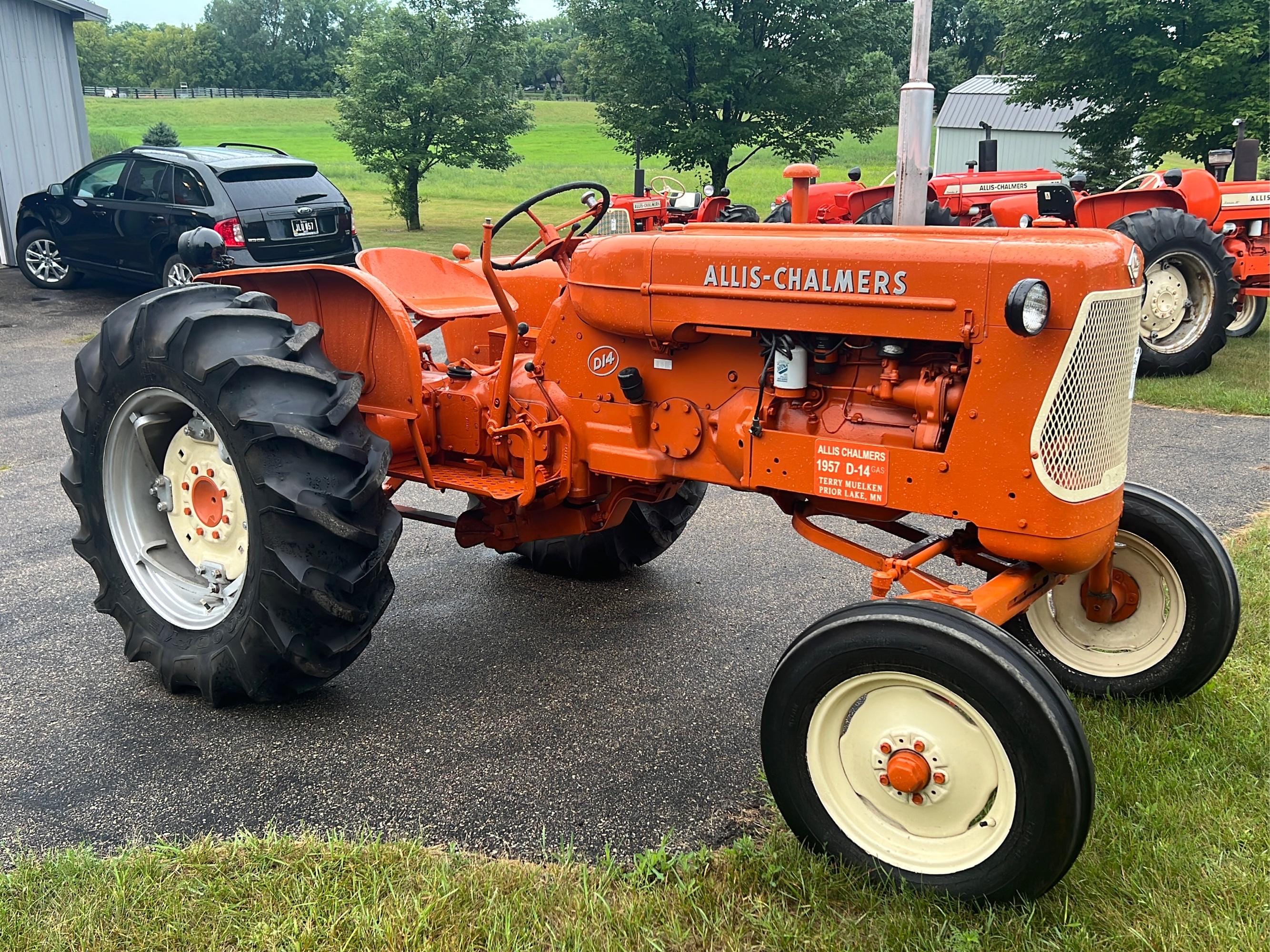 Main image Allis Chalmers D14