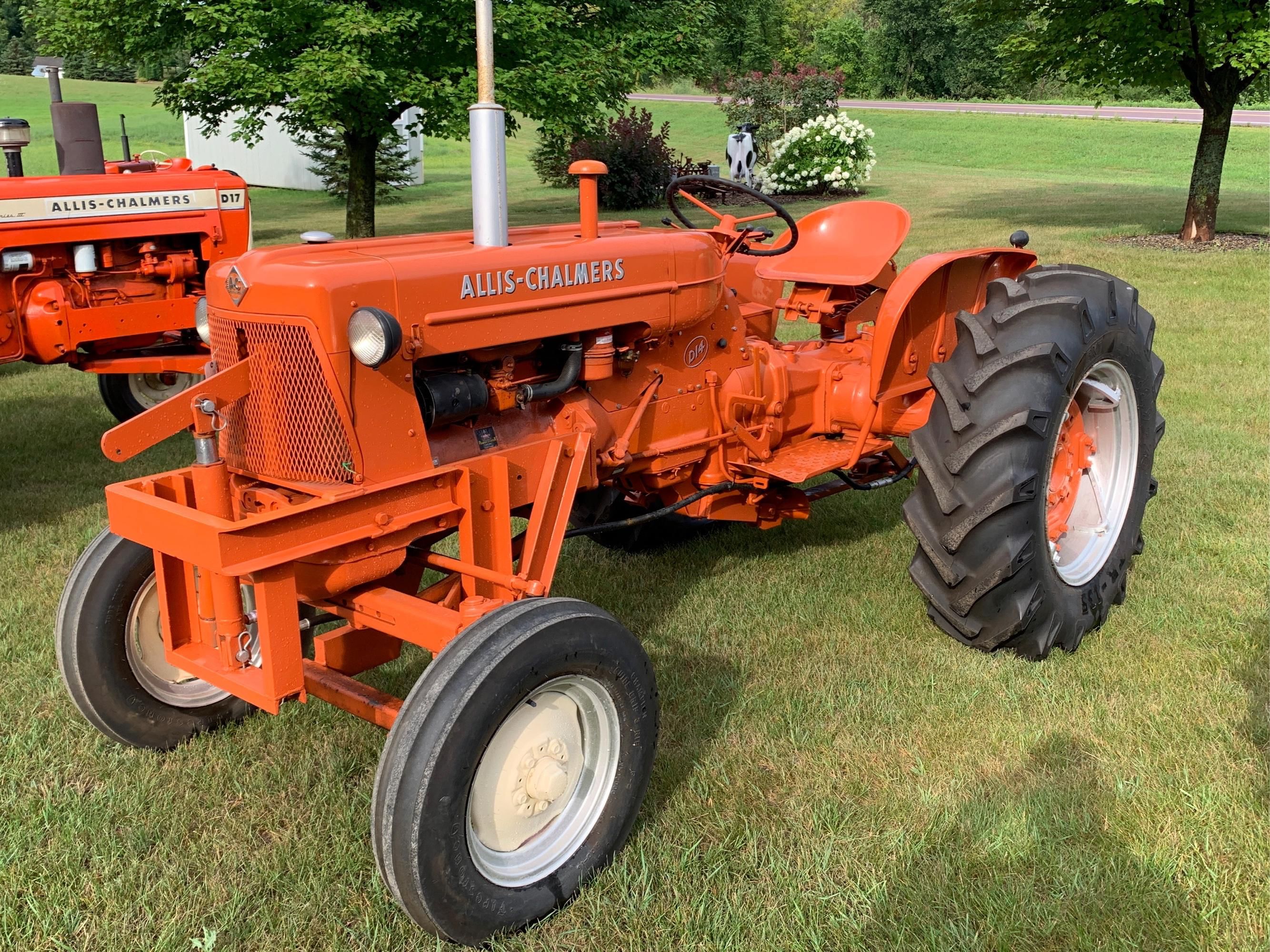 Main image Allis Chalmers D14