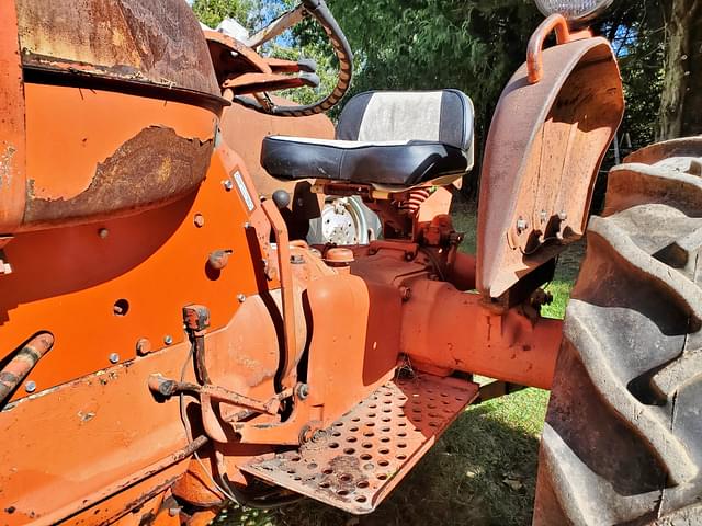 Image of Allis Chalmers D15 equipment image 2