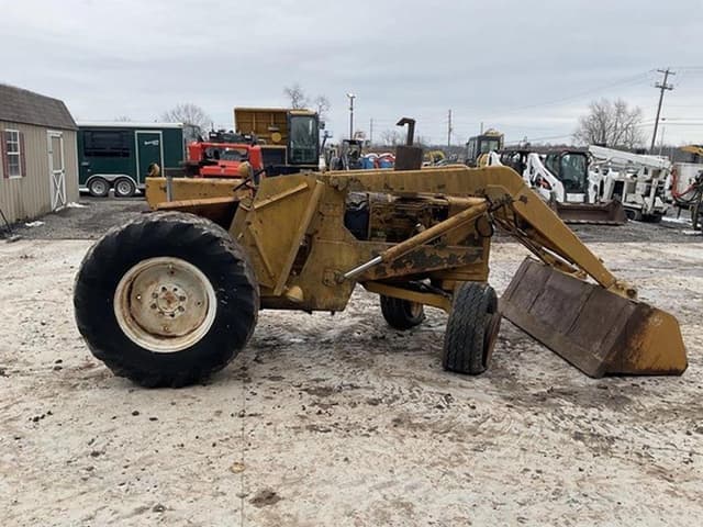 Image of Allis Chalmers D15 equipment image 4