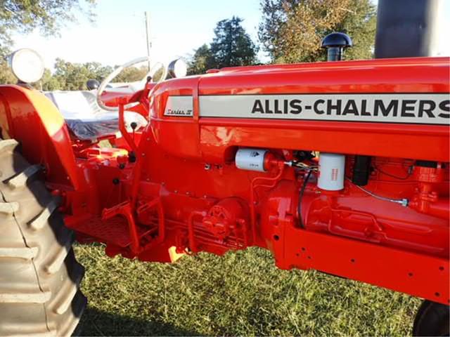 Image of Allis Chalmers D17 equipment image 4
