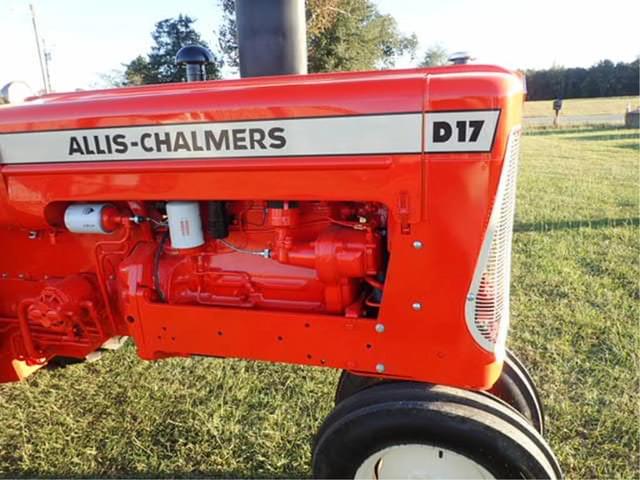 Image of Allis Chalmers D17 equipment image 3
