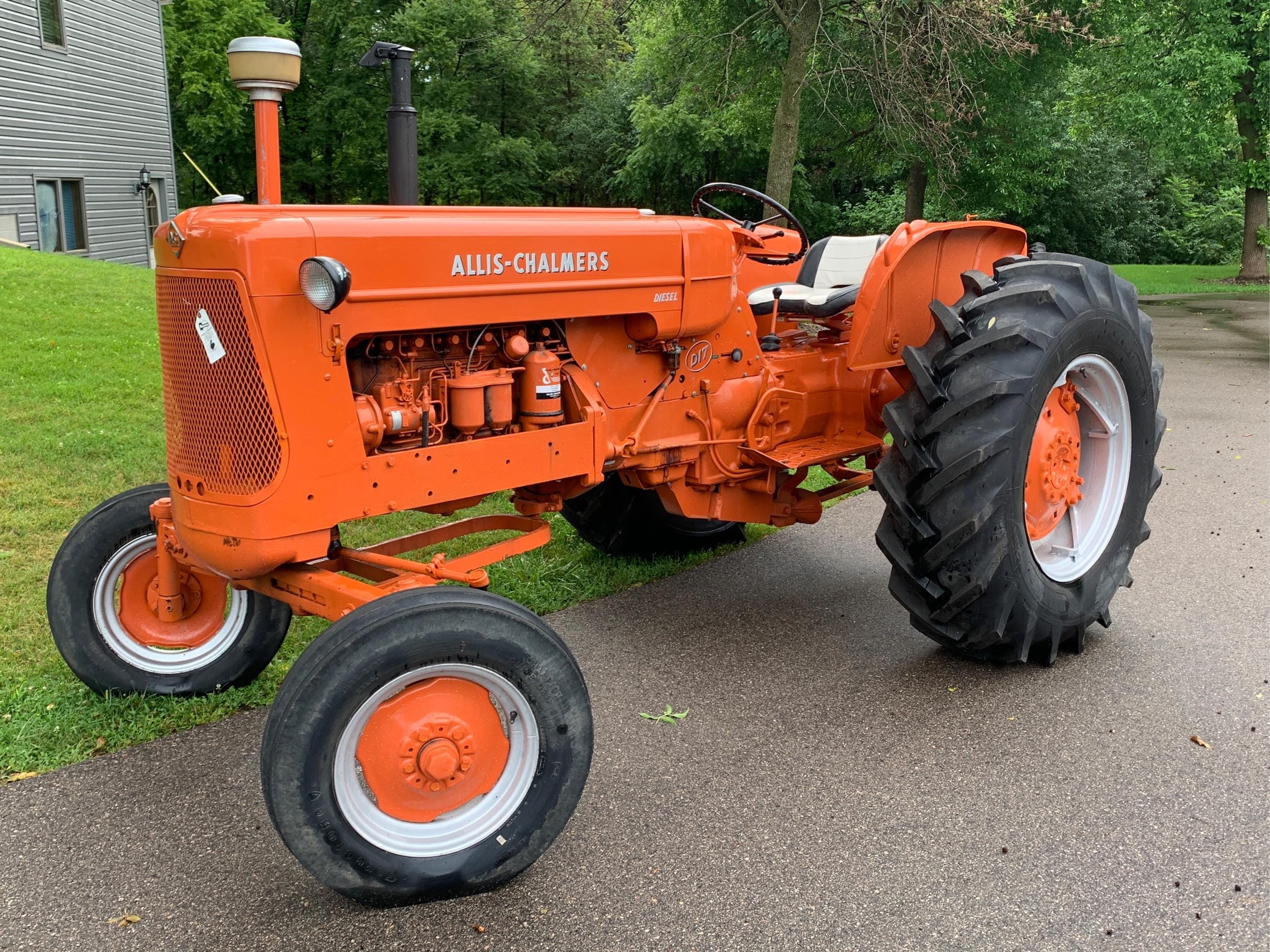 Main image Allis Chalmers D17