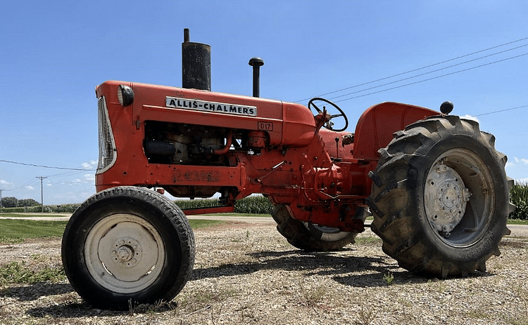 SOLD - Allis Chalmers D17 Tractors 40 to 99 HP