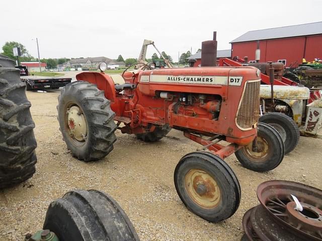 Image of Allis Chalmers D17 equipment image 2