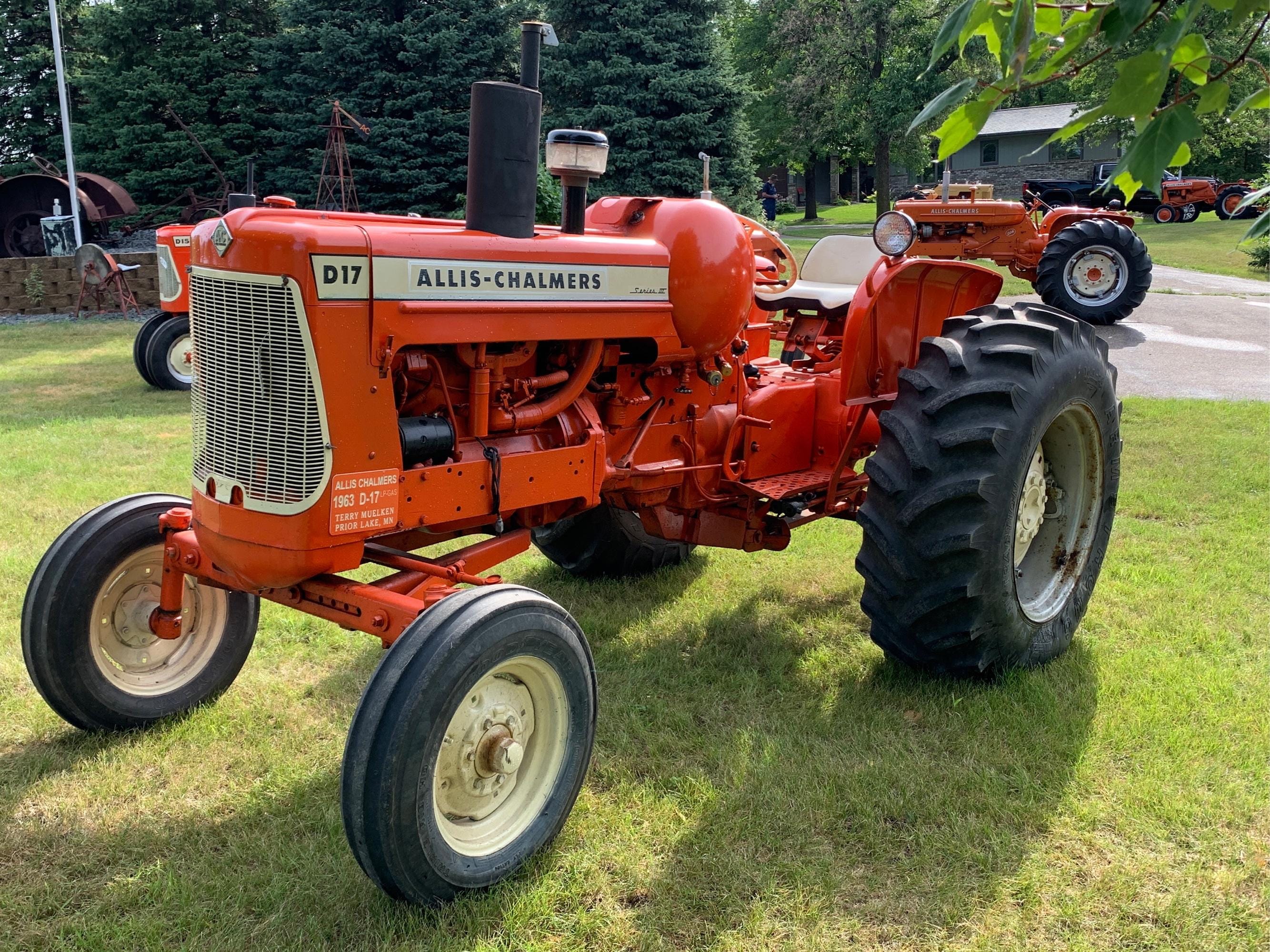Main image Allis Chalmers D17