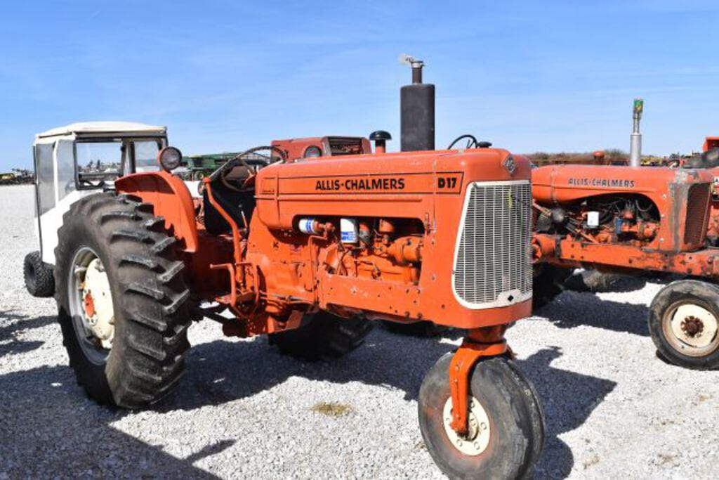 Main image Allis Chalmers D17