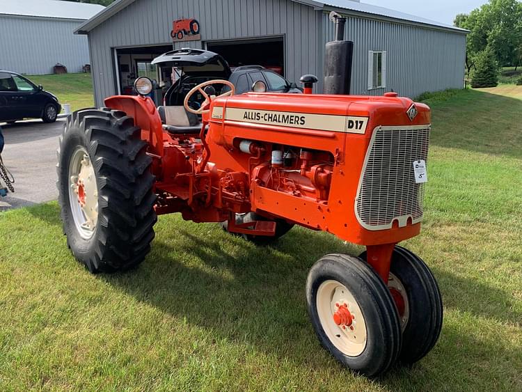 SOLD - 1966 Allis Chalmers D17 Tractors 40 to 99 HP