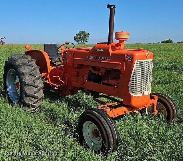 Image of Allis Chalmers D17 equipment image 2