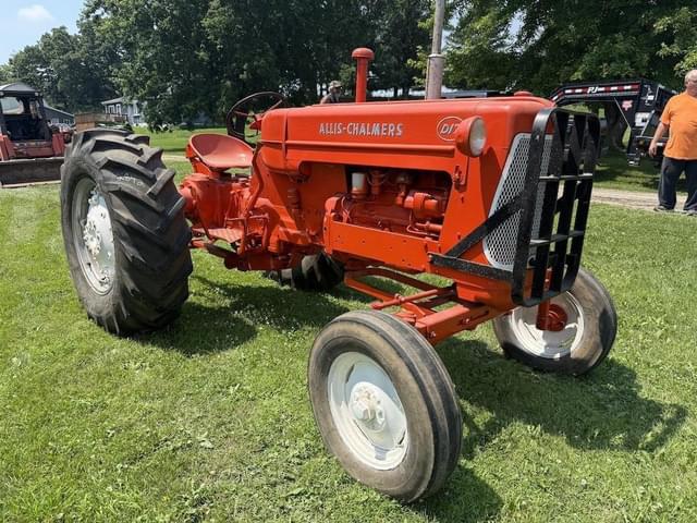 Image of Allis Chalmers D17 equipment image 2