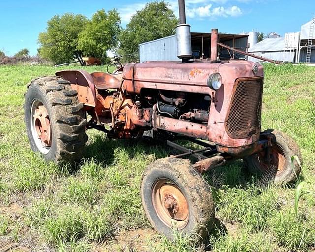 Image of Allis Chalmers D17 equipment image 1